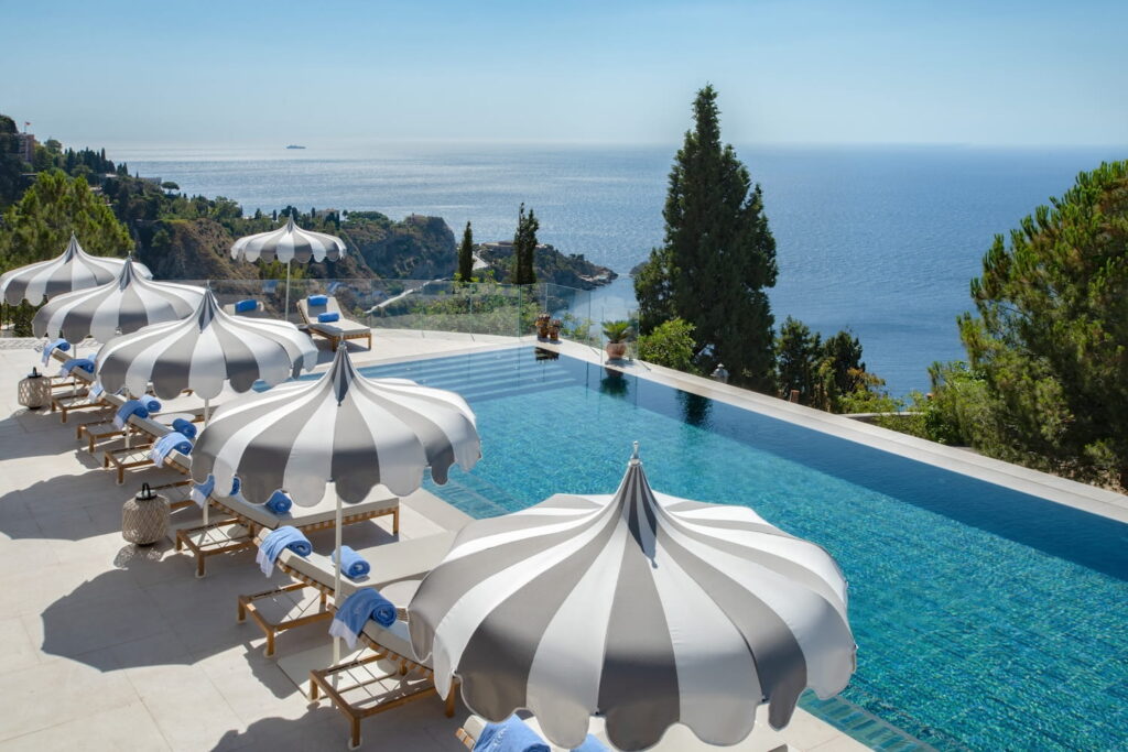 View of the pool without D&G branding