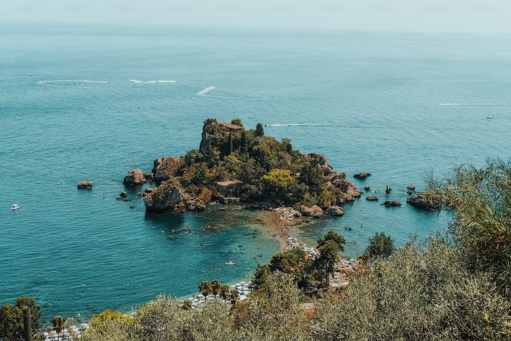 Isola Bella - island